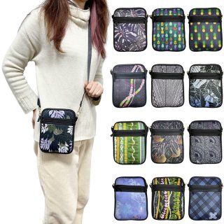 フラダンスをされる方やハワイ好きのためのバックやポーチ類通販ページ