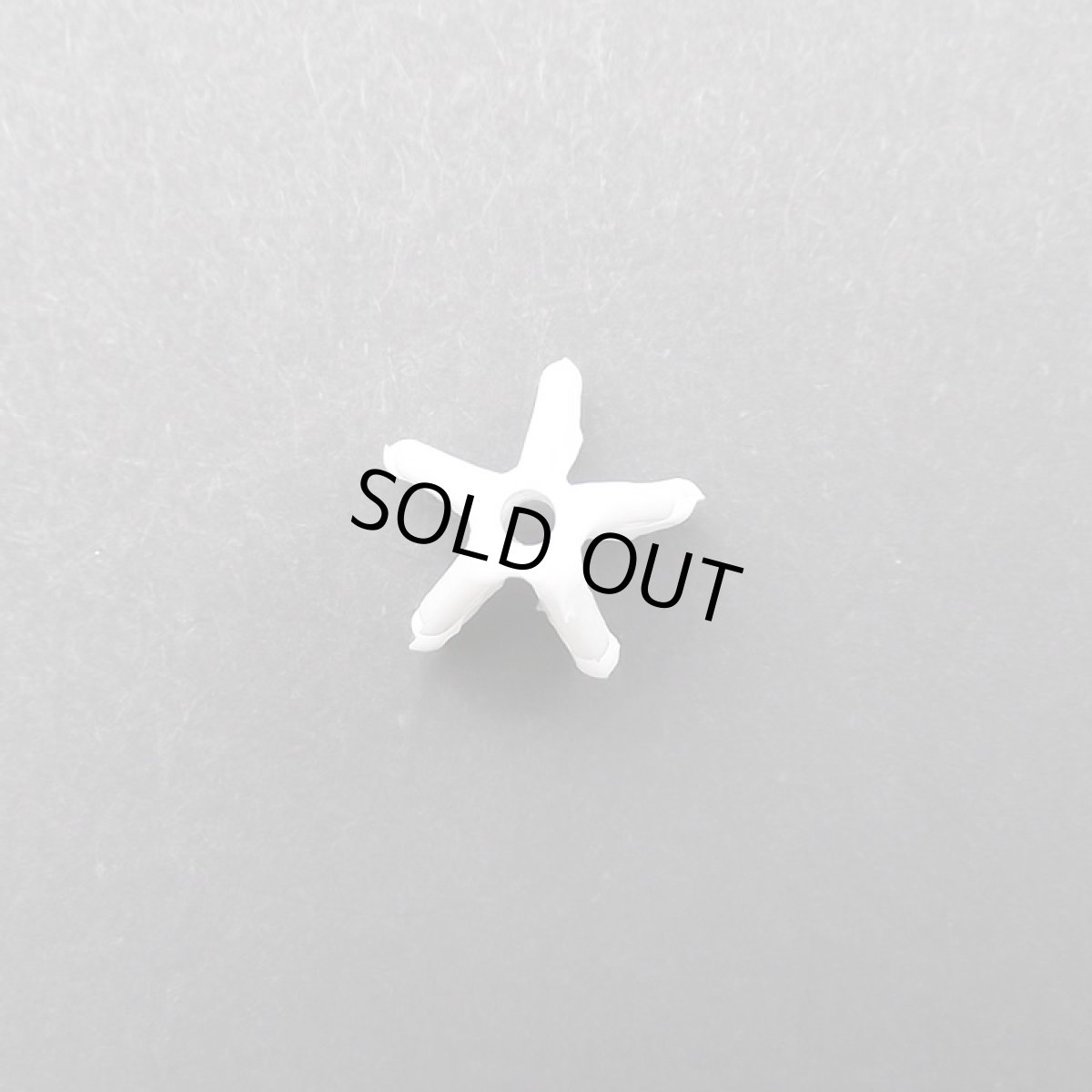 画像4: クラウンフラワー部材≪プラスティック製ビーズ形状≫白色（20個1セット） (4)