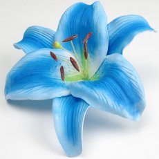 画像3: カサブランカ（ユリ）中心青色（ふち水色）造花ウレタンフォームフラワー花材 アウトレットSale (3)