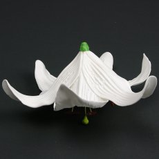 画像4: カサブランカ（ユリ）白色（中心水色）造花ウレタンフォームフラワー花材 アウトレットSale (4)