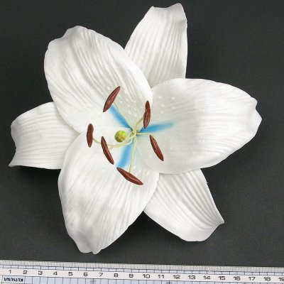 画像1: カサブランカ（ユリ）白色（中心青色）造花ウレタンフォームフラワー花材 アウトレットSale